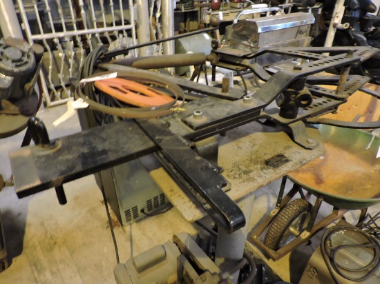 HOSSFELD Universal Iron Bender / Industrial Pipe Bender - Size 2
