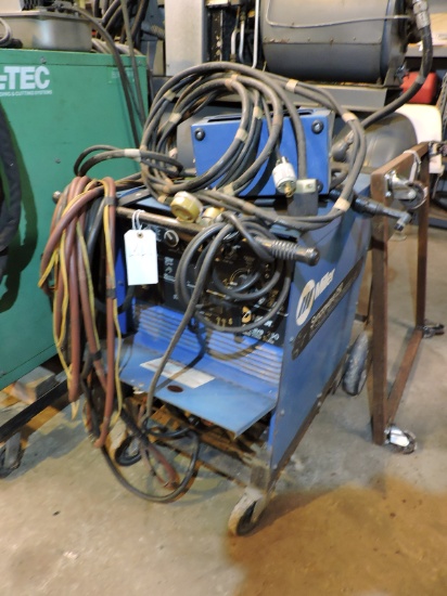 MILLER - SYNCOWAVE 250 - ARC Welder