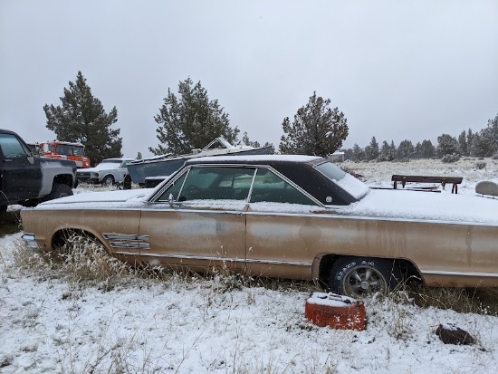 1966 Chrysler Imperial 300 Coupe with a 440 V8 / Automatic