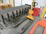 ULINE Pallet Jack with Built-In 5000 LB Digital Scale -- NEEDS REPAIR -- 48