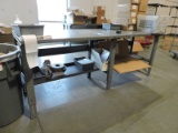 Steel Work Bench / 96