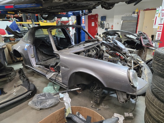 1987 Porsche 911 / 930 Targa Shell - Chassis