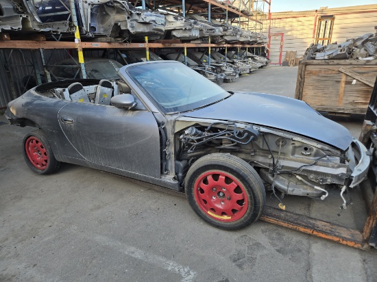 Porsche 996 Cabriolet - Rolling Chassis / Shell