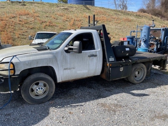 2009 Chevrolet 3500 Regular Cab Flatbed / 2WD DiESEL - Located: Clarksburg, WV