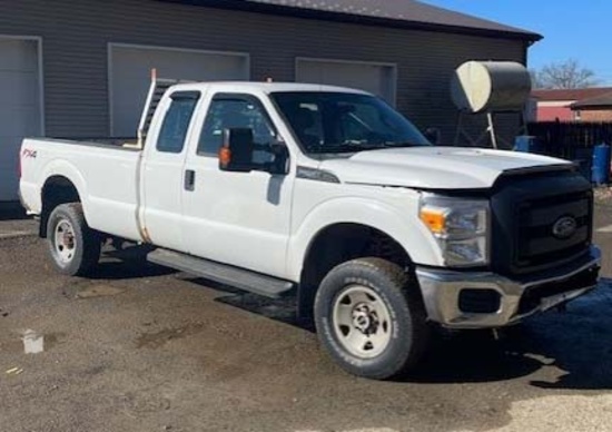 2014 Ford F250 FX4 Extra Cab Pickup / 4X4 Gas - Located: Warren, PA