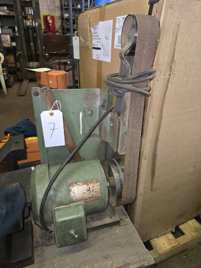 Dayton Vertical Belt Sander / 110V