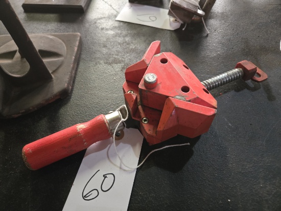 BESSEY Vintage Corner Vise