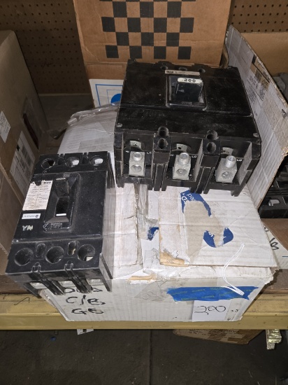 Approx (5) Used Circuit Breakers by GE
