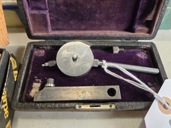 Dial Gauge
