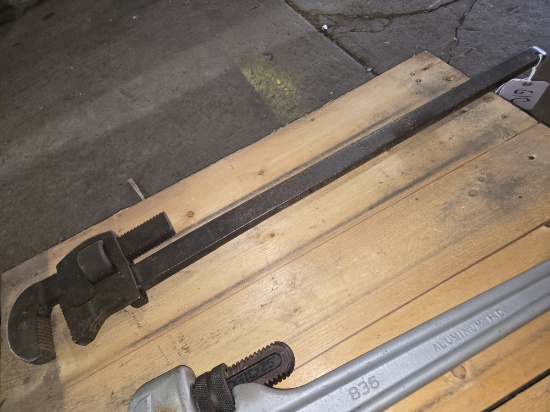 36" Pipe Wrench