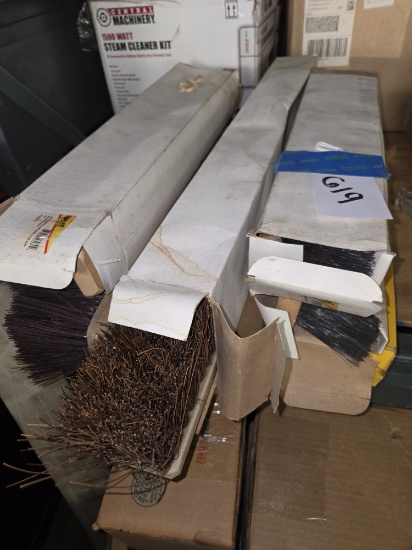 (7) New Floor Broom Heads