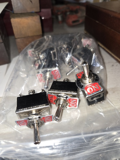 Electrical Switches -- 20 Amp / 135V - NEW - Approx 14