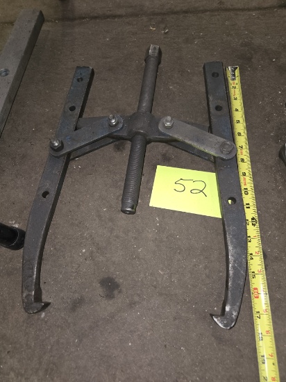Large Bearing Puller Tool