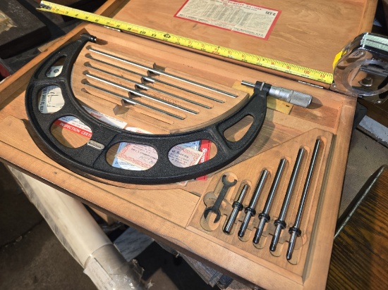 Large Starrett Caliper Micrometer Kit with Extensions / No. 224 / Set G