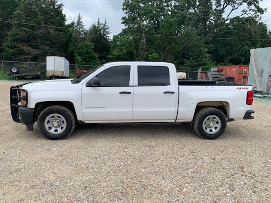 2014 Chevrolet Silverado 1500 CrewCab Pickup / 4X4 Gas V8 / Located: Carthage, Texas