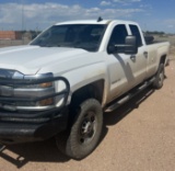 2017 Chevrolet Silverado 2500HD DoubleCab Pickup / 4X4 Gas V8 - Nunn, Colorado