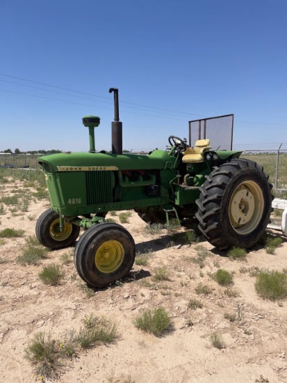 John Deere 4010 Tractor