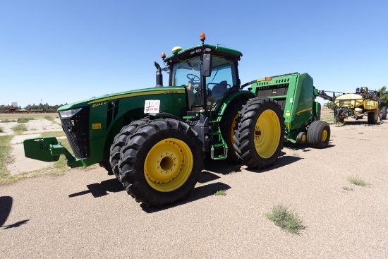 Jd 8245R Tractor 2081 Hrs