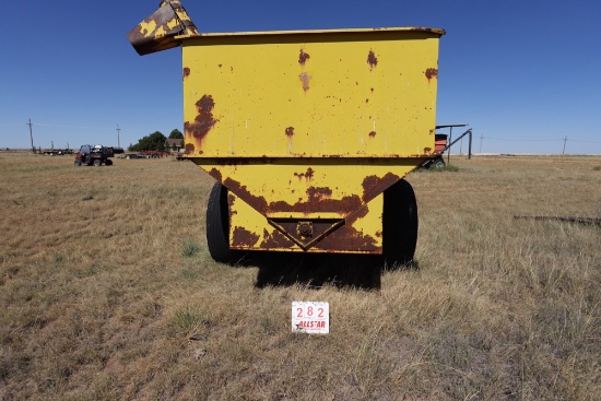 Cisco Big 12 Grain Cart
