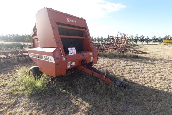 Hesston 565A Baler