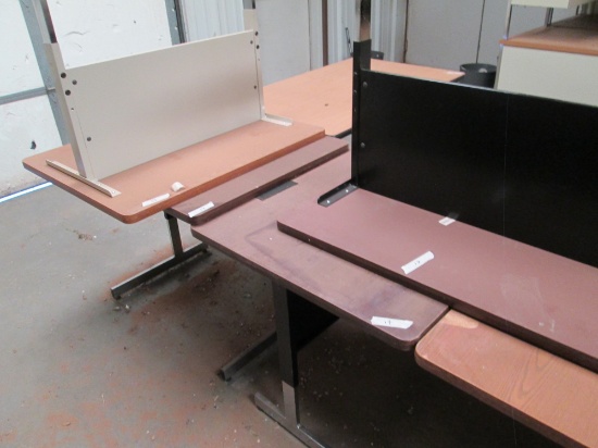 Desk   (Item17)