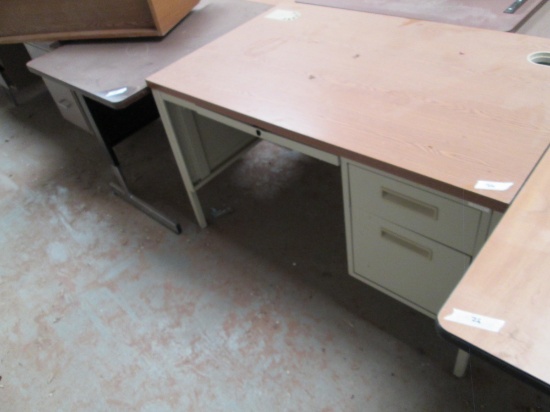 Table, Small Desk  (Item26)