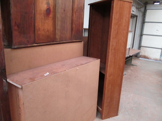 Wood Shelves  (Item 31)
