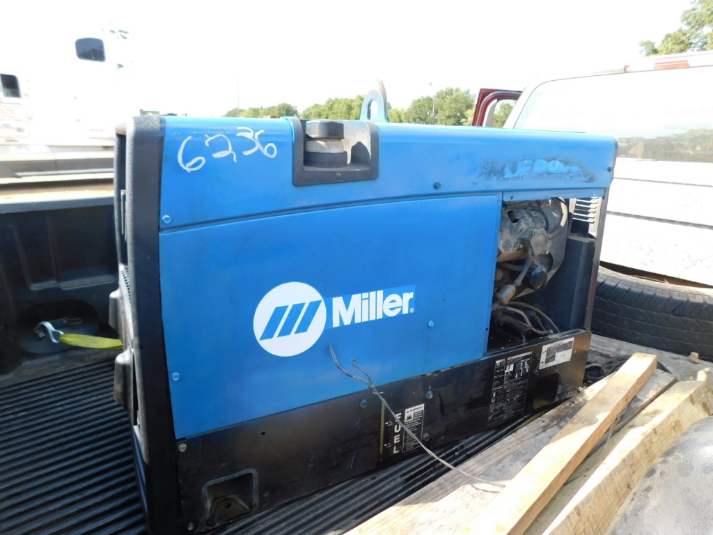 MILLER GAS WELDING MACHINE