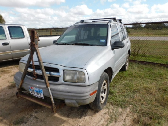 *NOT SOLD*2000 Chevrolet Tracker Doesn’t Run