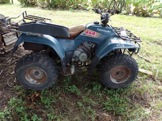 *SOLD*KAWASAKI 4 WHEELER 4X4 300