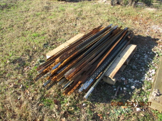 *SOLD* ’60 Used 6ft Metal "T" Posts