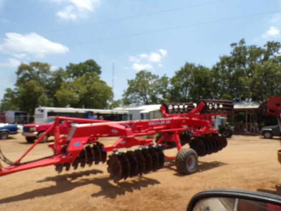 *SOLD* KUHN DISCOVER XM APRX 10' FOLDING DISC