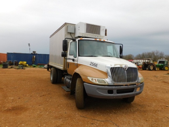 *SOLD* 2004 INTERNATIONAL 4200 FREEZER TRUCK