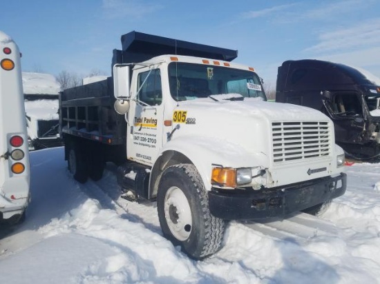 1999 INTERNATIONAL DUMP TRUCK