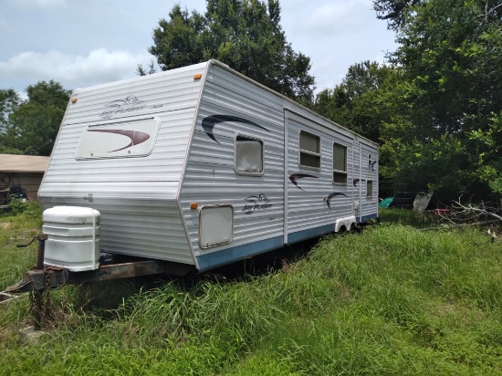*SOLD*  2005 31FT JAYFLIGHT TRAVEL TRAILER WITH 2 SLIDES