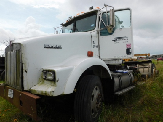 *SOLD* 2005 KENSWORTH TRUCK SALVAGE