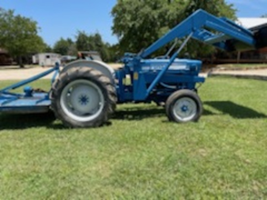 *NOT SOLD* FORD 2600 TRACTOR WITH LOADER