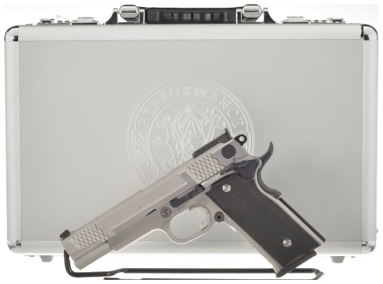 Smith & Wesson Performance Center Model 945-1 Pistol with Box