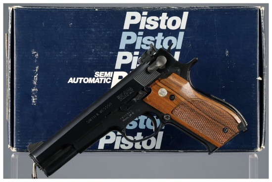Smith & Wesson Model 52-2 Semi-Automatic Pistol with Box