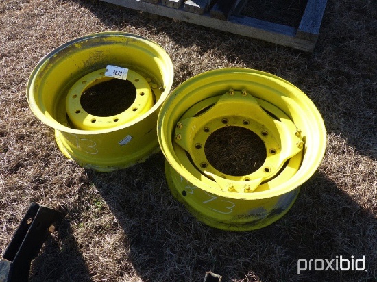 JOHN DEERE TRACTOR RIMS SIZE: 24X12