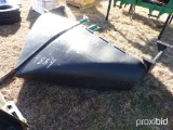 PAIR OF SPRAYER FENDERS 1 LEFT AND 1 RIGHT