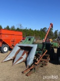 NEW IDEA 324 CORN PICKER