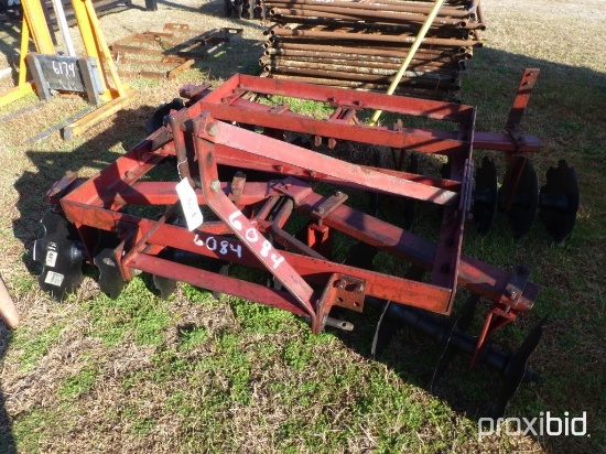 INTERNATIONAL 122 3pt. 8' DISK HARROW