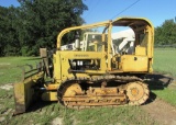 DRESSER TD8E  BULL DOZER W/ 6 WAY BLADE
