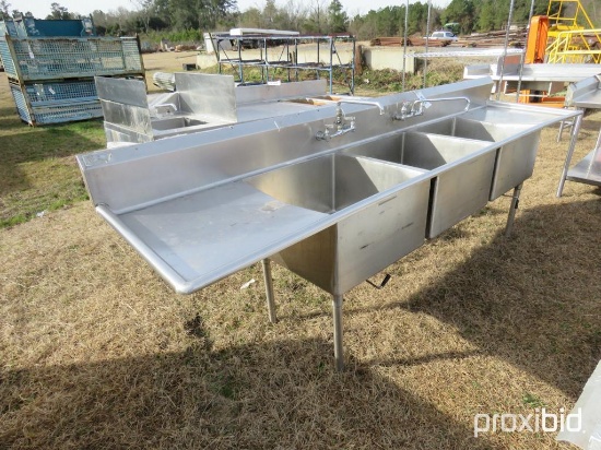 STAINLESS STEEL 3-PART SINK