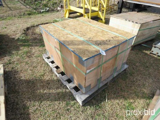 WOOD BOX MISC ELECTRICAL SUPPLIES