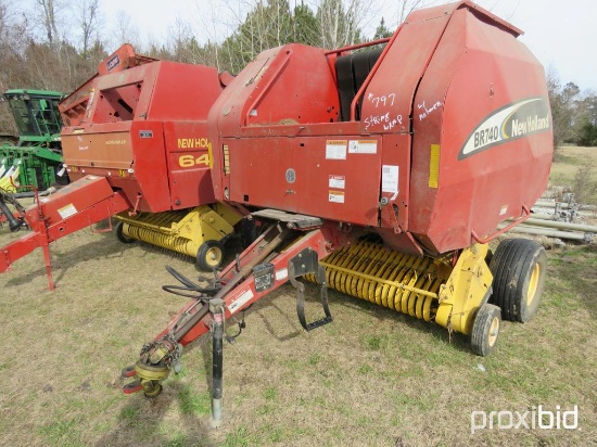 NEW HOLLAND BR740 ROUND STRING WRAP HAY BALER W/ MONITOR SN#62404