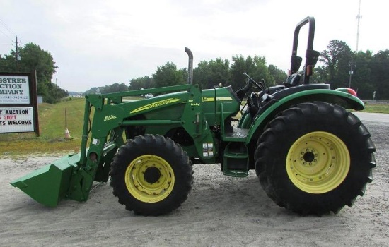 JOHN DEERE 5425 TRACTOR