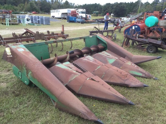 JOHN DEERE 444 CORN HEAD