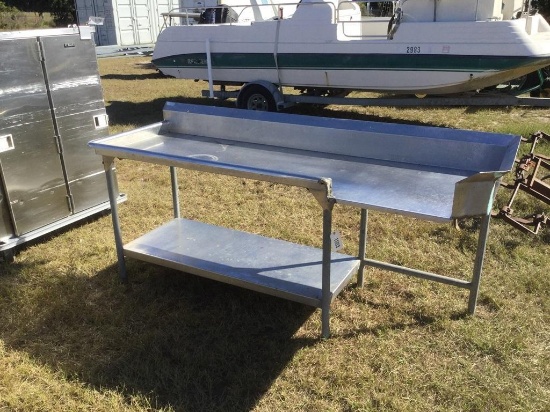STAINLESS STEEL WORK TABLE
